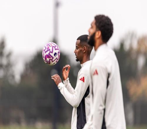 妖狐战篮坛,灰熊主场,攻守转换间,PG,PG电子官网,PG,app,PG电子登录入口,PG电子注册