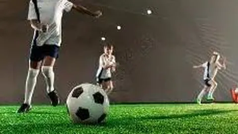 陈圆即将刷新亚洲青年男子110米栏（99厘米）纪录